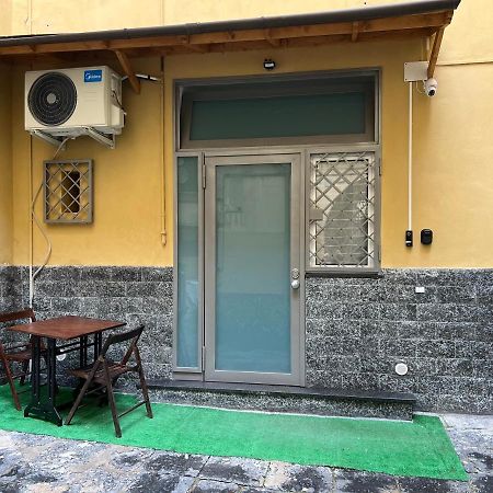 Apartamento Casa Fiore Nápoles Exterior foto